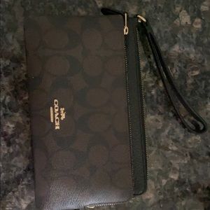 Coach double zip wallet in signature canvas